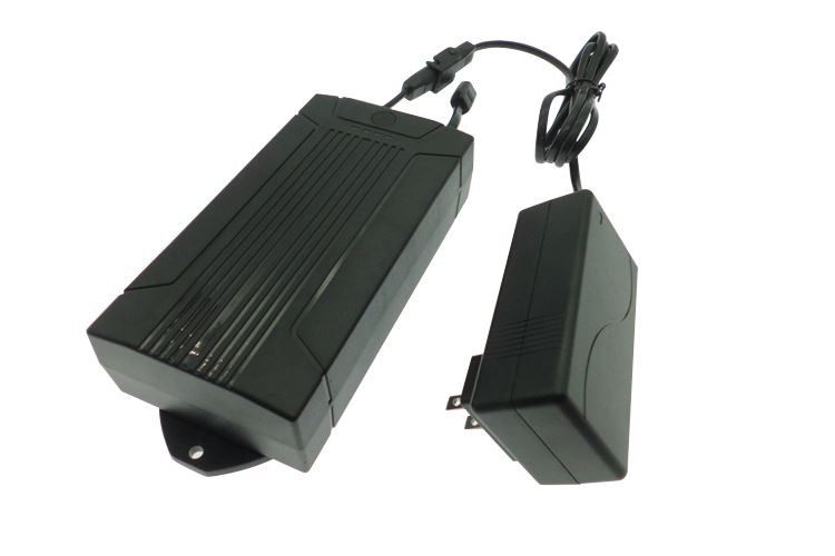 wholesale power bank and adaptor.jpg wholesale power bank and adaptor.jpg