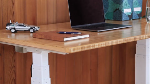 my standing desk wont go up